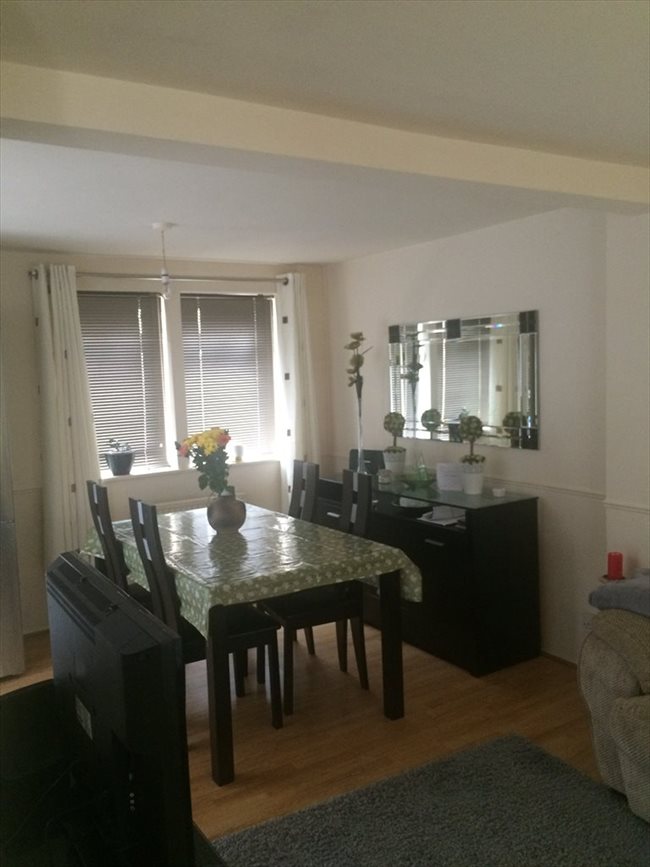 Rooms for rent Reigate, Surrey | Houses to rent Reigate, Surrey ... Rooms for rent Reigate, Surrey | Houses to rent Reigate, Surrey ...