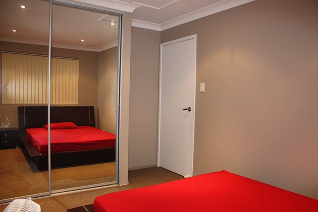 Flatshare - Sydney - Bankstown | EasyRoommate - Image 4