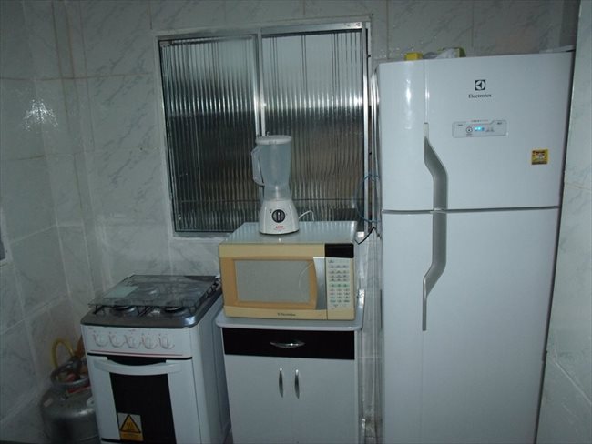 Aluguel kitnet e Quarto em Salvador Quartos 34 EasyQuarto -> Banheiro Feminino Da Ufba Aluguel kitnet e Quarto em Salvador Quartos 34 EasyQuarto -> Banheiro Feminino Da Ufba