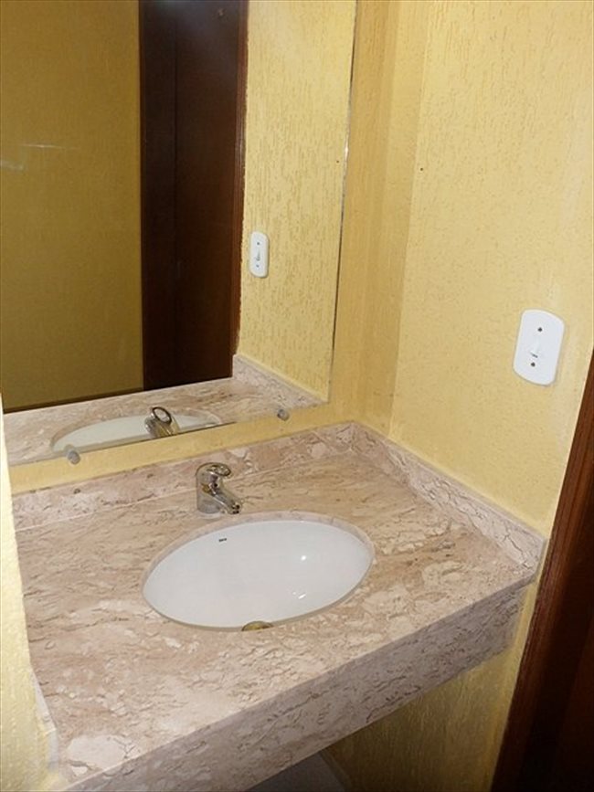 Alugo Quarto - São José dos Campos - Quartos em Taubaté para Moças | EasyQuarto - Image 3