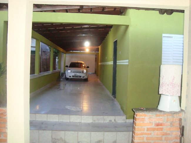 Alugo Quarto - Cuiabá - Alugo Kitnets no CPA 2, Esquina com a Av. Brasil | EasyQuarto - Image 4