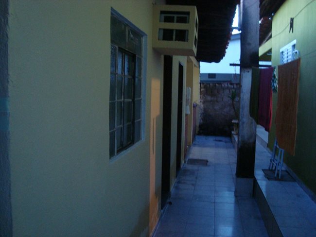 Alugo Quarto - Cuiabá - Alugo Kitnets no CPA 2, Esquina com a Av. Brasil | EasyQuarto - Image 5