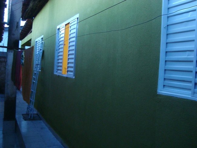 Alugo Quarto - Cuiabá - Alugo Kitnets no CPA 2, Esquina com a Av. Brasil | EasyQuarto - Image 6
