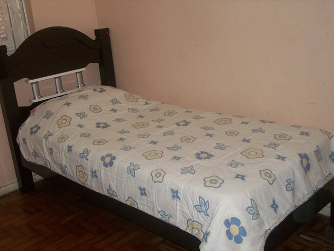 Alugo Quarto - Rio de Janeiro (Capital) - Quarto Botafogo | EasyQuarto - Image 3