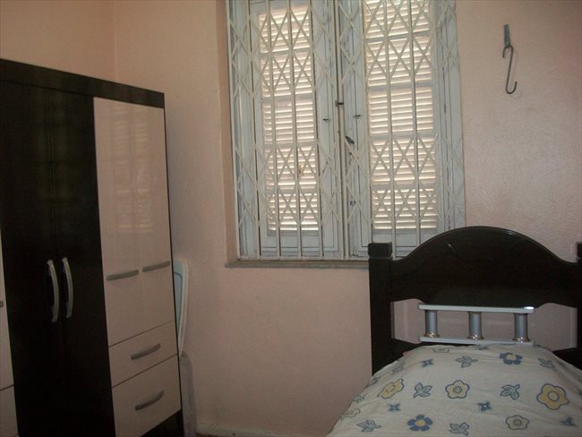 Alugo Quarto - Rio de Janeiro (Capital) - Quarto Botafogo | EasyQuarto - Image 4