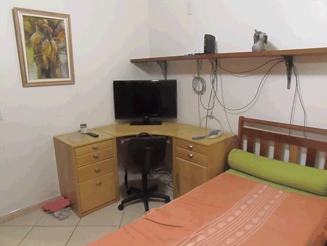 Alugo Quarto - Rio de Janeiro (Capital) - aluga-se quarto individual em casa na Taquara | EasyQuarto - Image 5