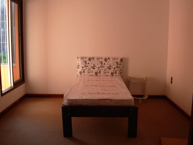 Alugo Quarto - Grande Florianópolis - Aluga-se quartos! | EasyQuarto - Image 1