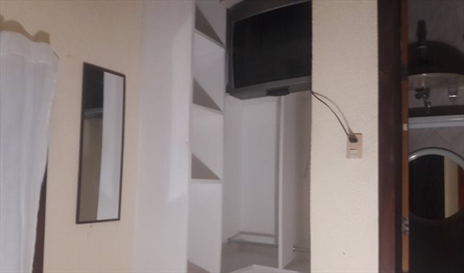 Alugo Quarto - Fortaleza - Quartos com suíte PENSIONATO FEM | EasyQuarto - Image 1