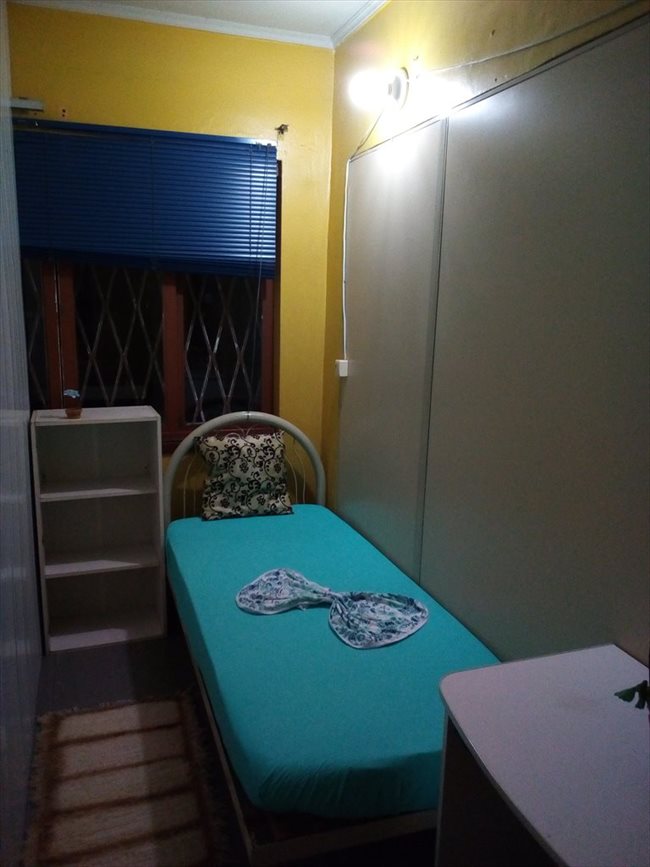 Alugo Quarto - Porto Alegre - Quarto individual mobiliado em ótima casa | EasyQuarto - Image 3