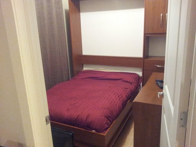 Roomshare - Montréal - Recherche colocataire sympatique :) | EasyRoommate - Image 1