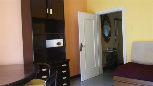 Stanze in Affitto - Milano - Una spaziosa singola disponibile in zona Bonola | EasyStanza - Image 3