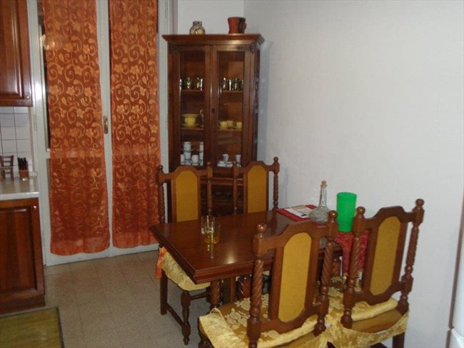 Stanze in Affitto - Verona - Bel appartamento | EasyStanza - Image 1