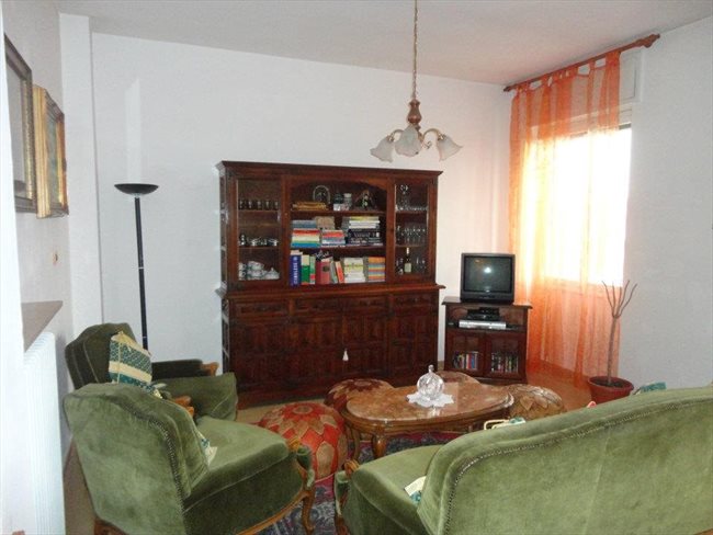 Stanze in Affitto - Verona - Bel appartamento | EasyStanza - Image 2