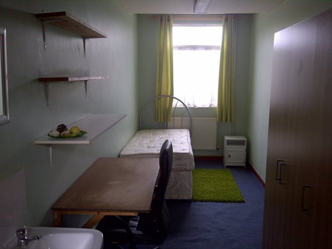 Flatshare - Preston - UCLAN Students | EasyRoommate - Image 6