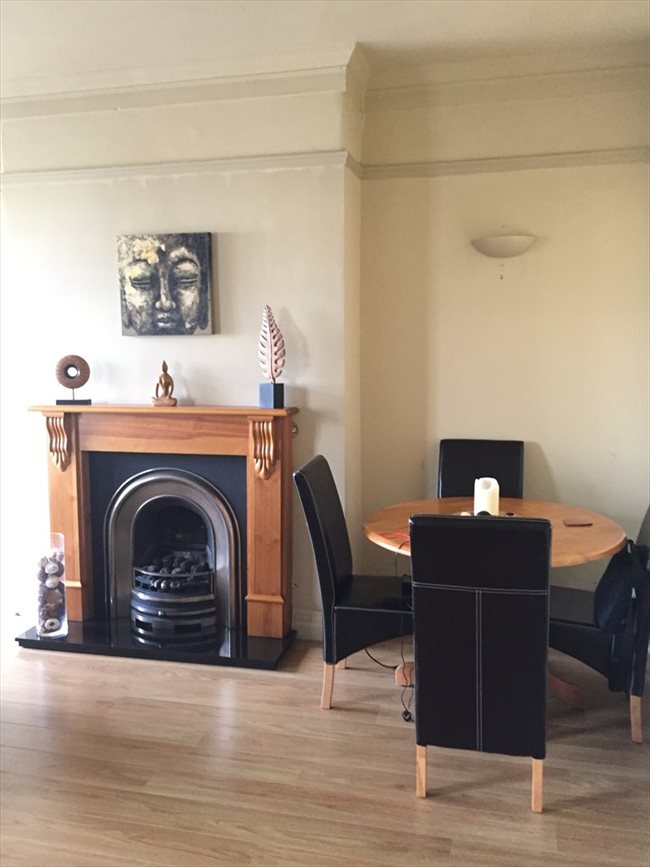 Flatshare - Harrogate - One bedroom available in large 2 bedroom flat south side of Harrogate | EasyRoommate - Image 3