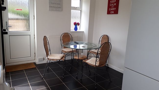 Flatshare - Northampton - BRIGHT AND BEAUTIFUL DOUBLE ROOM IN NN5 6BA | EasyRoommate - Image 6