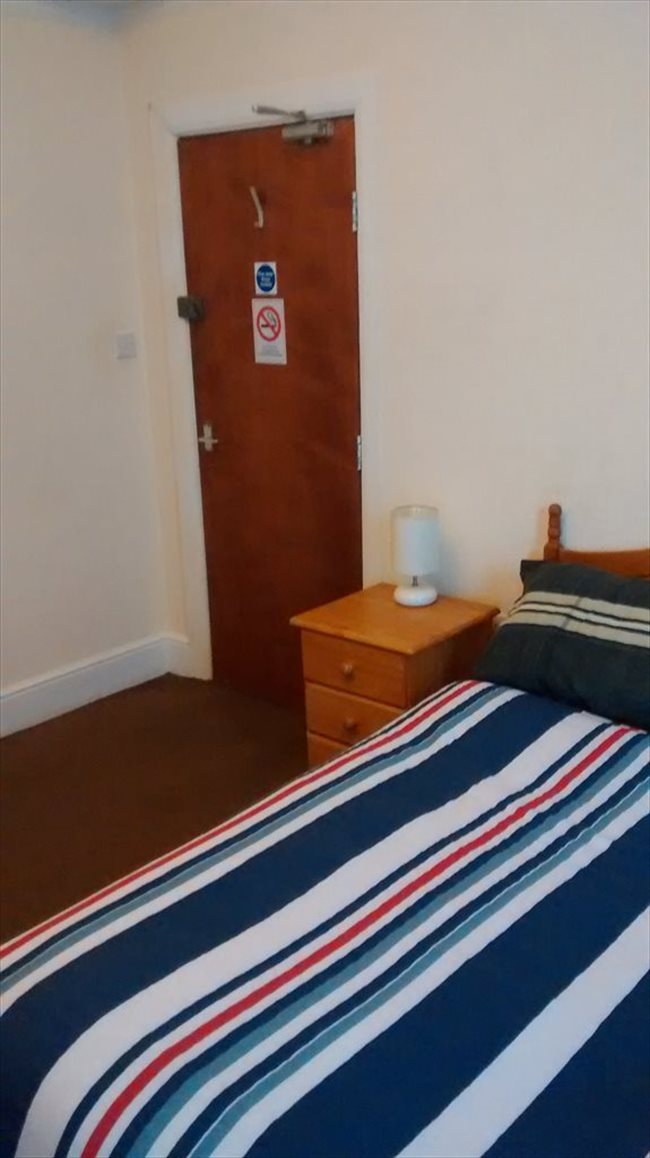 Flatshare - Cleethorpes - QUALITY DOUBLE ROOMS IN CLEETHORPES | EasyRoommate - Image 6