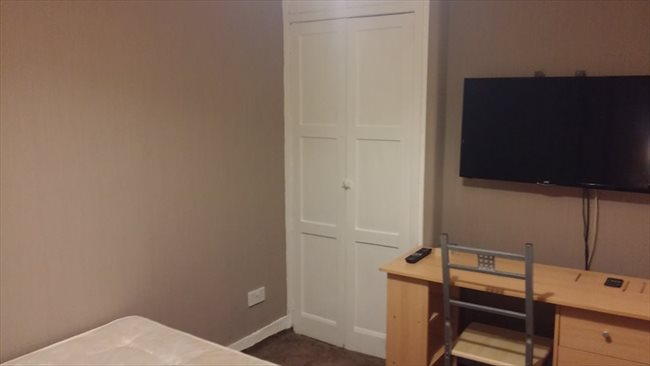 Flatshare - Glasgow - DOUBLE ROOM -to let in glasgow southside | EasyRoommate - Image 3