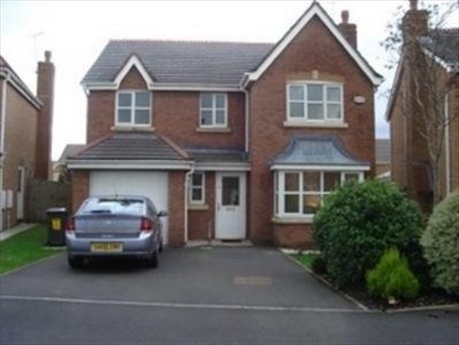Flatshare - Horwich - Horwich, Bolton house to share | EasyRoommate - Image 1