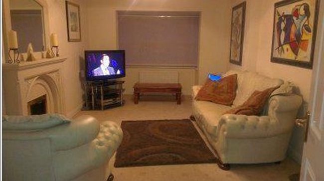Flatshare - Horwich - Horwich, Bolton house to share | EasyRoommate - Image 3