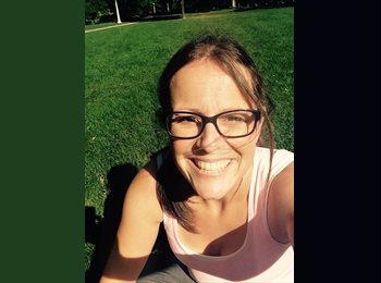 EasyRoommate CA - Eliane - 37 - Ottawa
