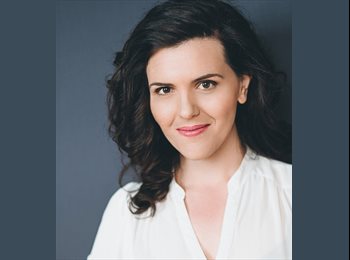 EasyRoommate CA - Yolanda - 34 - Toronto