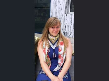 EasyWG DE - Carolin Roßberg - 27 - Hamburg