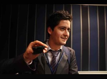 EasyPiso ES - Renato - 27 - Barcelona