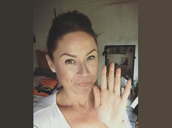 EasyRoommate UK - Marta - 35 - London