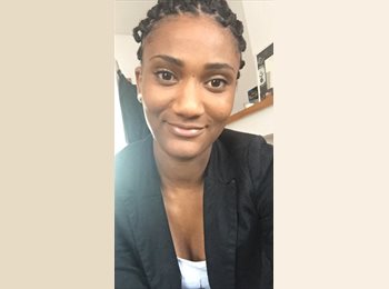 EasyRoommate UK - Aida - 25 - Manchester