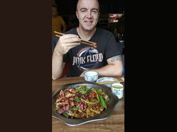 EasyRoommate UK - Leigh - 39 - Nottingham