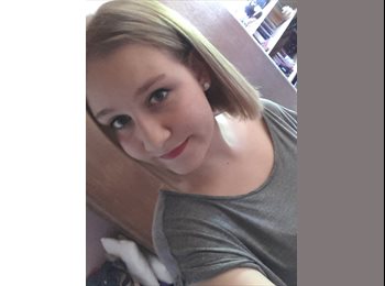 EasyRoommate UK - Milena - 18 - London