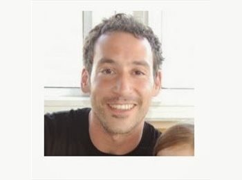 EasyRoommate UK - Omar - 36 - Exeter