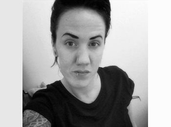 EasyRoommate UK - Kerry - 28 - London