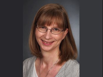 EasyRoommate UK - Petra Pekel - 53 - Eastbourne