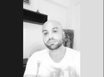 EasyRoommate UK - Mihcail - 38 - Manchester
