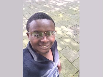 EasyRoommate UK - Shlomo - 27 - Birmingham