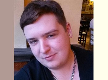 EasyRoommate UK - Alexander - 24 - Birmingham