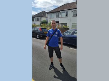 EasyRoommate UK - Igor - 35 - London