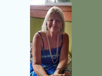EasyRoommate US - stephanie - 59 - Oahu