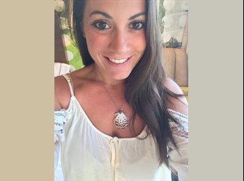 EasyRoommate US - Lisa - 27 - Oahu