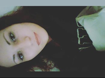 EasyRoommate US - Liz - 22 - Fayetteville