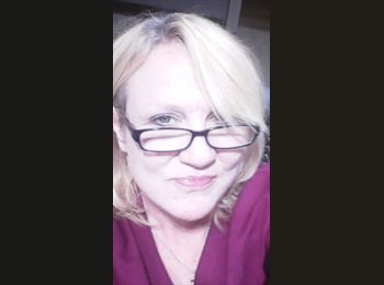 EasyRoommate US - Lori Cox - 46 - Kansas City