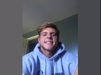 EasyRoommate US - Sam Mitchell - 19 - Atlanta
