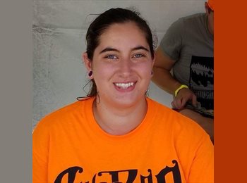 EasyRoommate US - Erika - 22 - Richmond