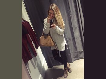 EasyRoommate US - Kelly Frank - 22 - Austin