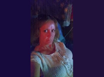 EasyRoommate US - Lori - 54 - San Jose