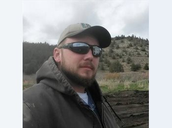 EasyRoommate US - Seth - 22 - Sacramento