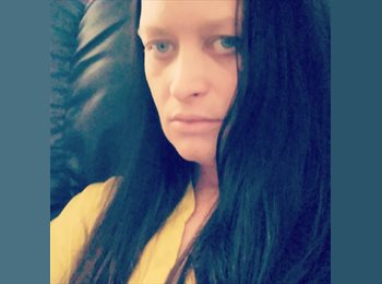 EasyRoommate US - Amber - 32 - Dallas