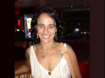 EasyRoommate AU - Elisa - 40 - Sunshine Coast